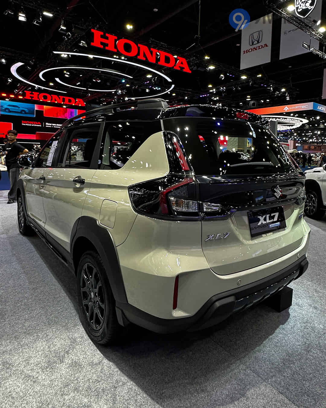 Left Rear Three Quarter