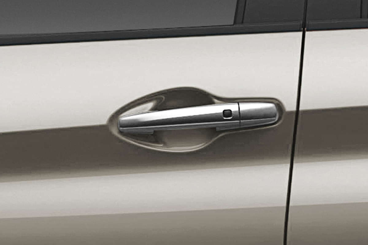 Maruti XL7 Front Door Handle