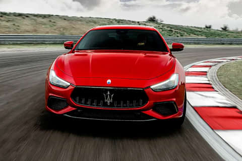 Maserati Ghibli V8 TROFEO Front View