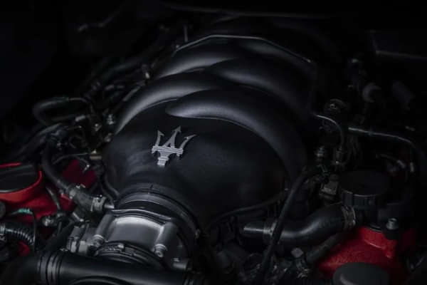 Maserati GranCabrio 2020-2025 Engine Shot