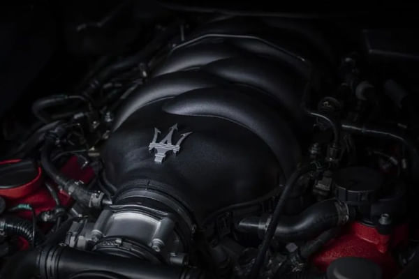 Maserati GranCabrio 2020-2025 Engine Shot