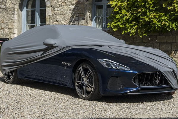 Maserati GranCabrio 2020-2025 Right Front Three Quarter