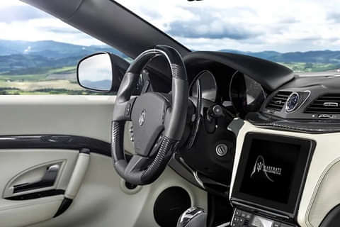 Maserati Gran Cabrio 4.7 V8 Petrol Steering Wheel
