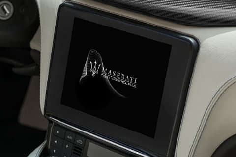 Maserati GranCabrio Standard Infotainment System