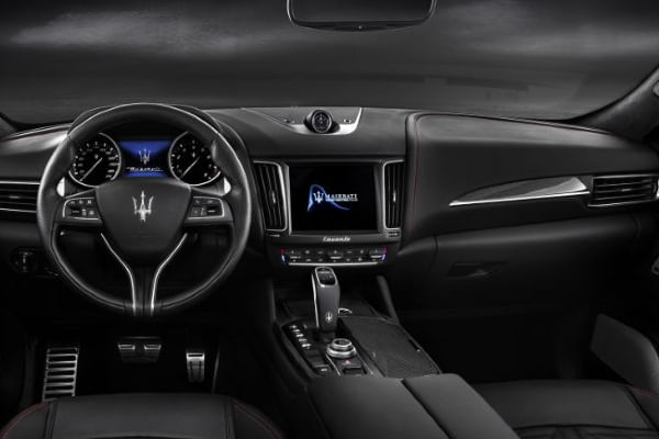 Maserati Levante  2020-2023 View From Rear