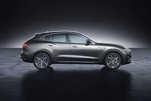 Maserati Levante  2020-2023 Side Profile Maserati Levante  2020-2023 Side Profile
