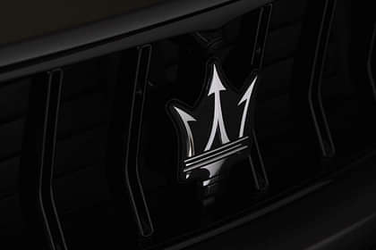 Maserati Levante 350 GranLusso Others
