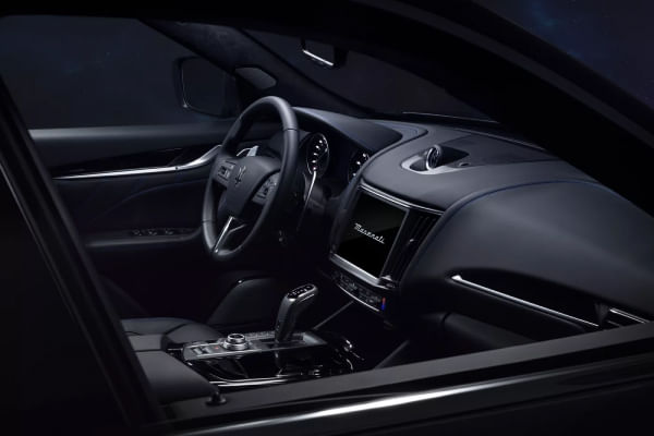 Maserati Levante  2020-2023 Steering Controls