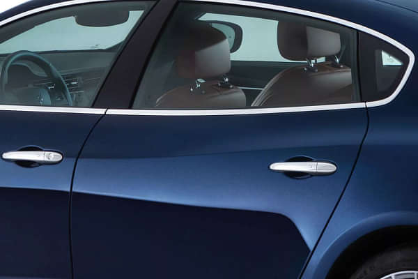 Maserati Quattroporte Rear Door Handle