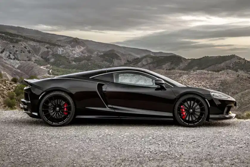 Mclaren GT 2022-2025 Right Side View Mclaren GT 2022-2025 Right Side View