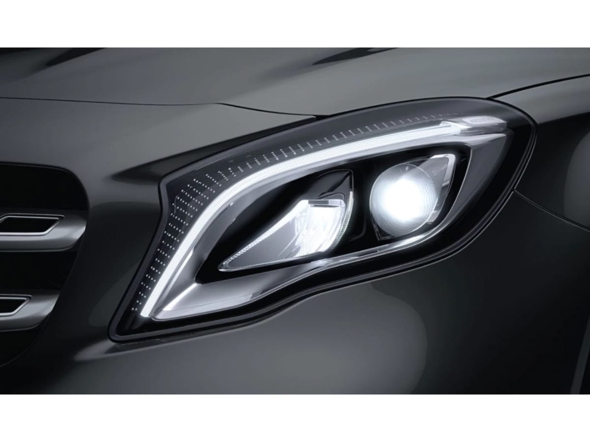 Mercedes-Benz A Class Limousine Headlight Mercedes-Benz A Class Limousine Headlight
