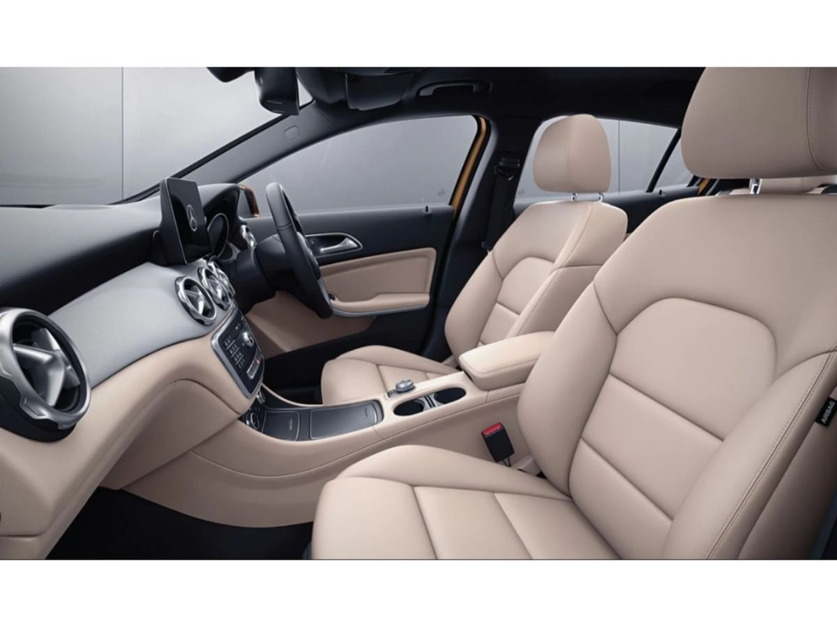 Mercedes-Benz A Class Limousine Front Row Seats