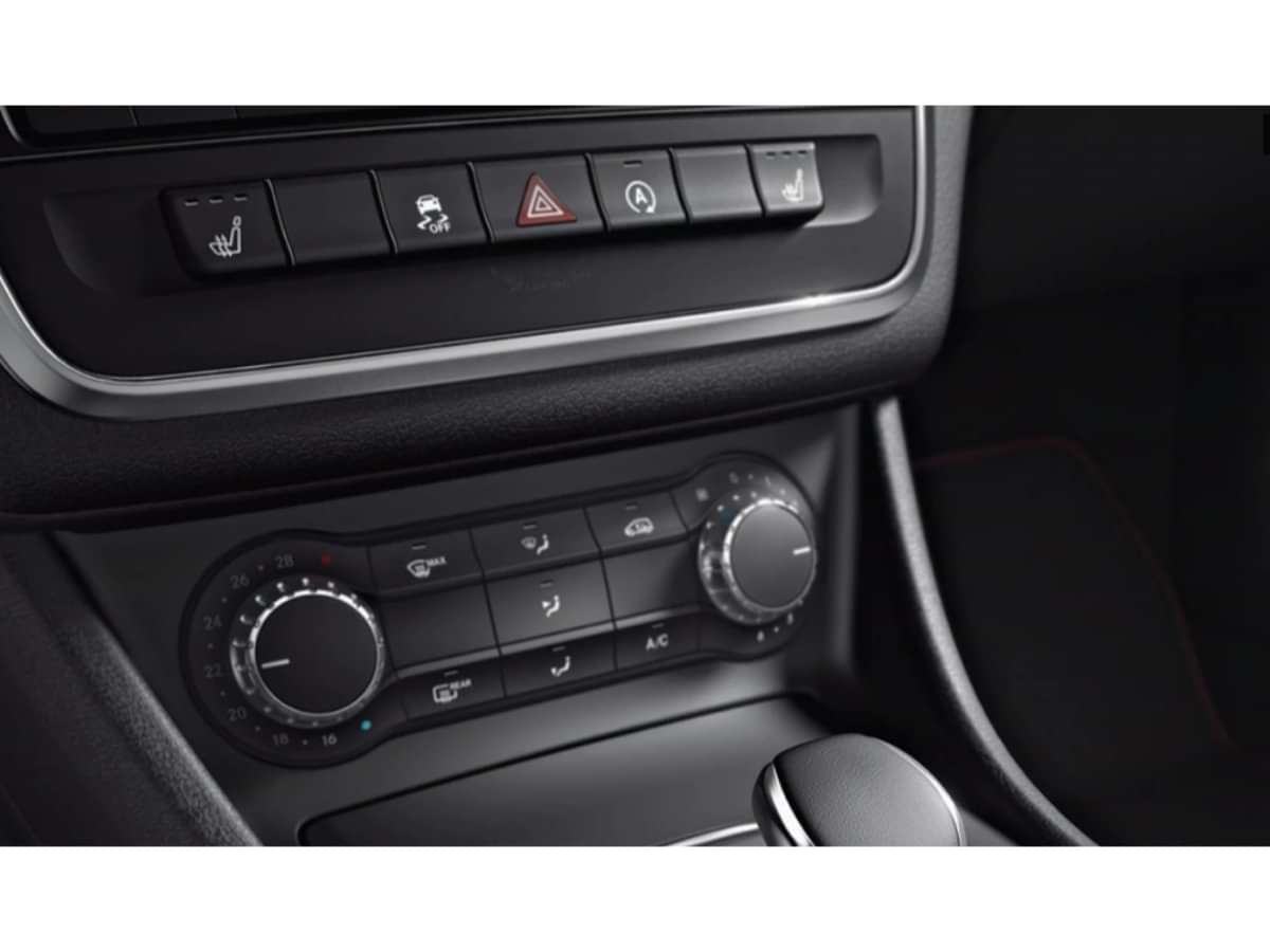 Mercedes-Benz A Class Limousine AC Controls