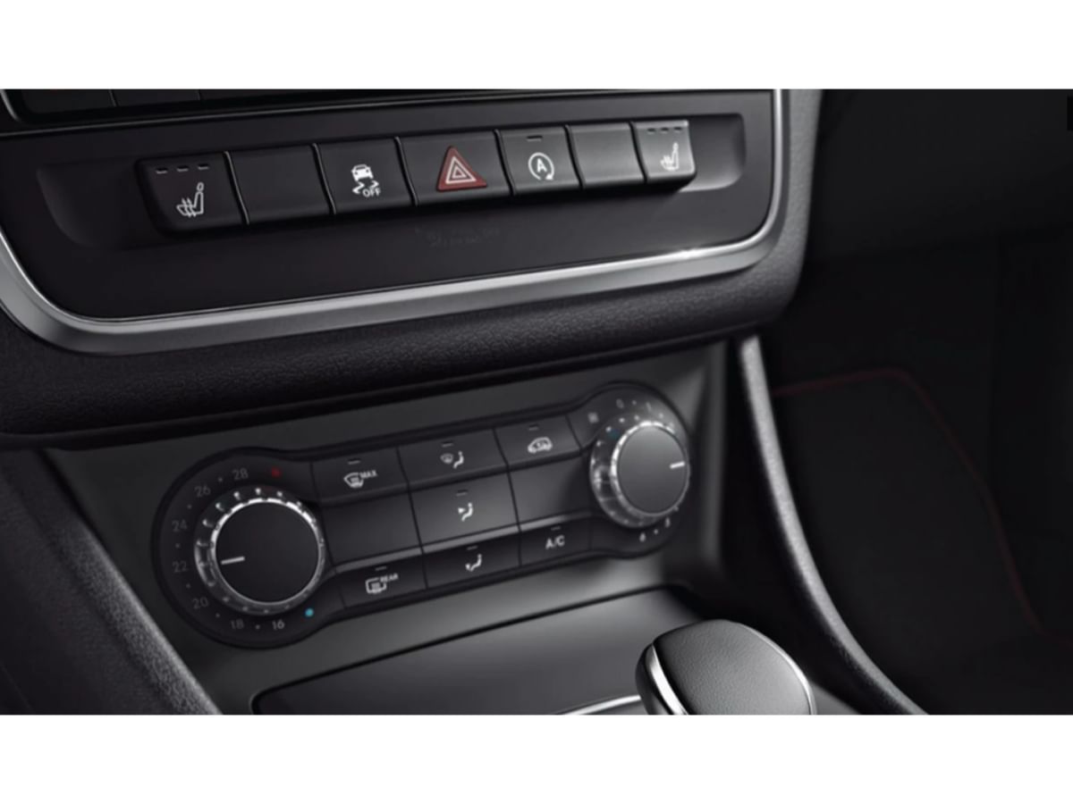 Mercedes-Benz A Class Limousine AC Controls