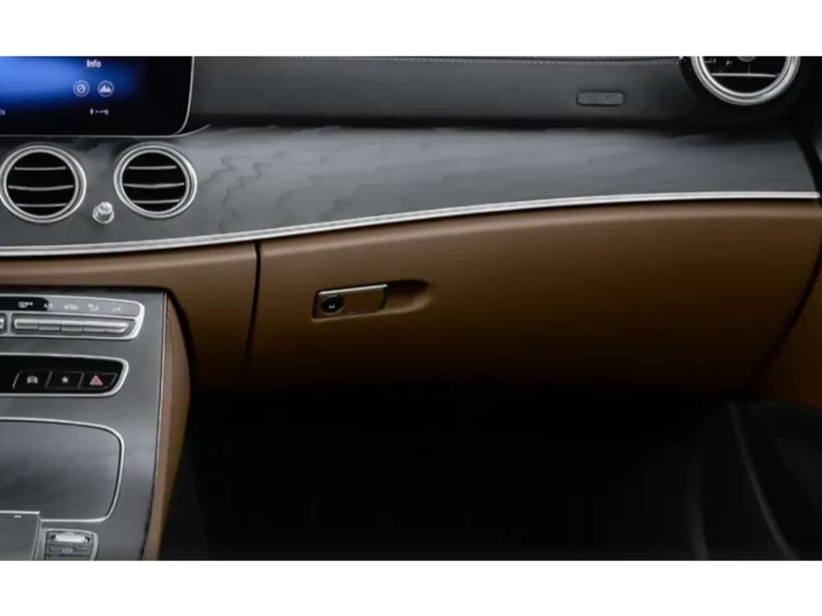 Mercedes-Benz A Class Limousine Glove Box