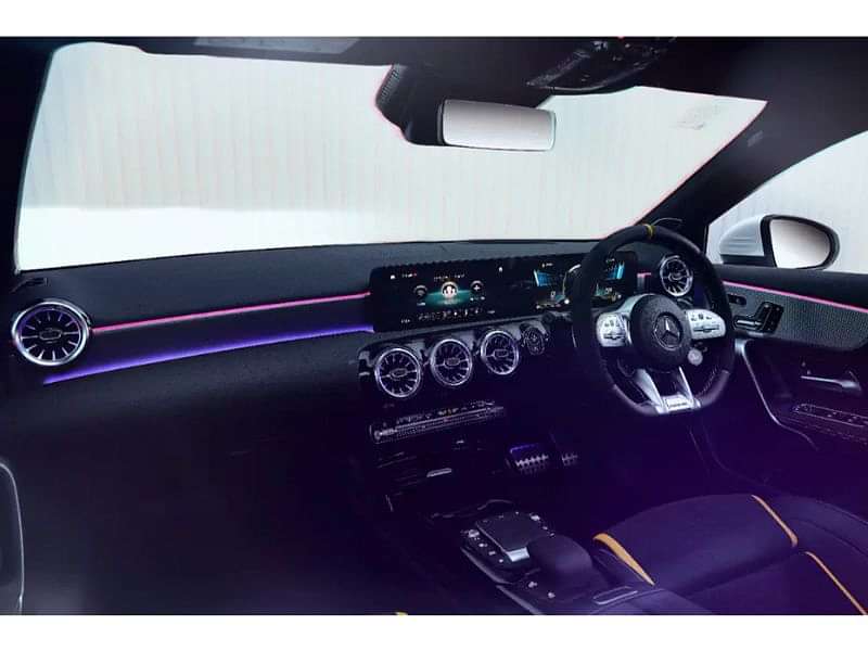 Mercedes-Benz AMG A 45 S Dashboard