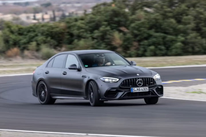 Mercedes-Benz AMG C 63 S E Performance Cornering Shot Mercedes-Benz AMG C 63 S E Performance Cornering Shot