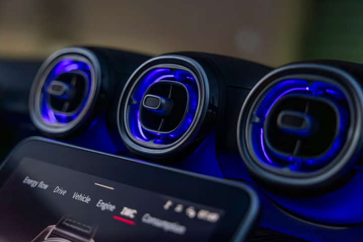 Mercedes-Benz AMG C 63 SE Performance Front Centre Air Vents