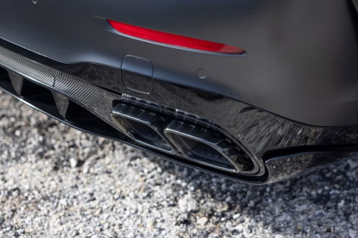 Mercedes-Benz AMG C 63 S E Performance Exhaust Pipes