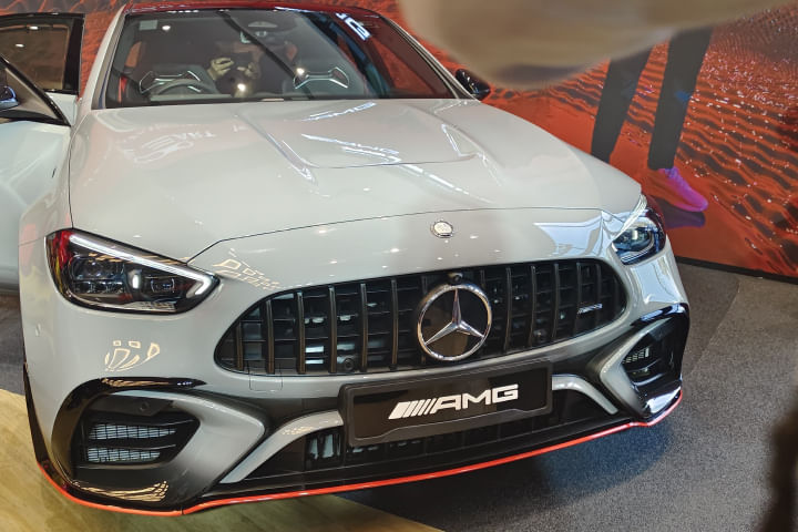 Mercedes-Benz AMG C 63 S E Performance Grille