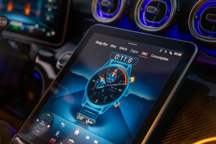 Mercedes-Benz AMG C 63 S E Performance Infotainment System