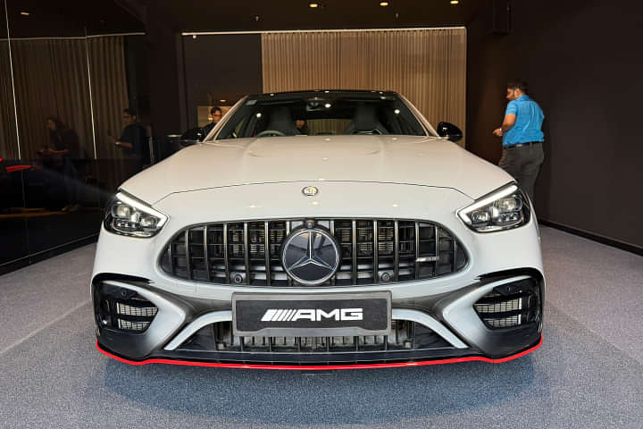 Mercedes-Benz AMG C 63 SE Performance Front View