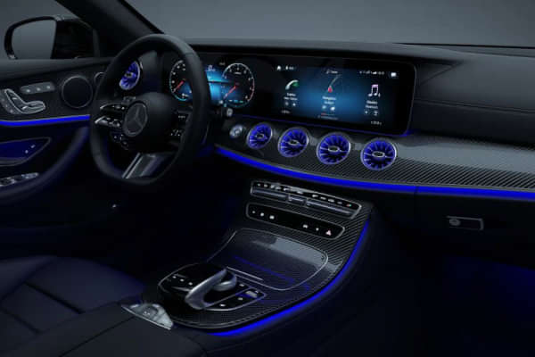 Mercedes-Benz AMG E 53 Cabriolet  2023-2025 Dashboard