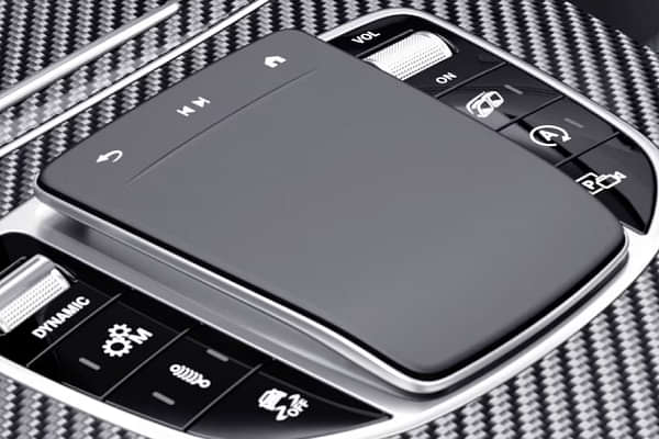 Mercedes-Benz AMG E 53 USB Port/Power Socket/Wireless Charging