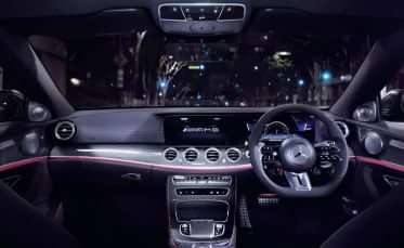 Mercedes-Benz AMG E 63 2021-2025 Dashboard
