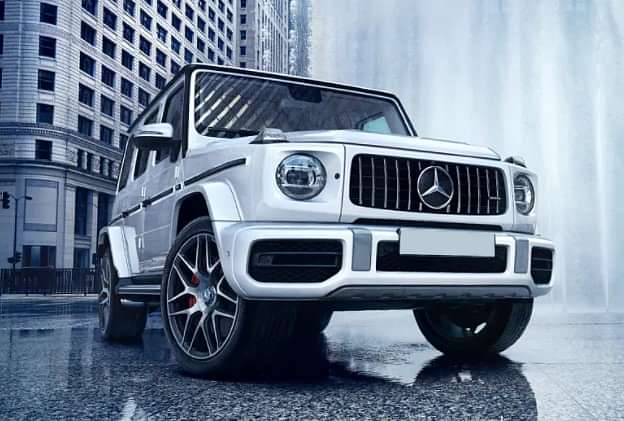 Mercedes-Benz AMG-G 63 Right Front Three Quarter