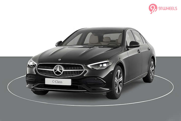Mercedes-Benz C-Class Left Front Three Quarter
