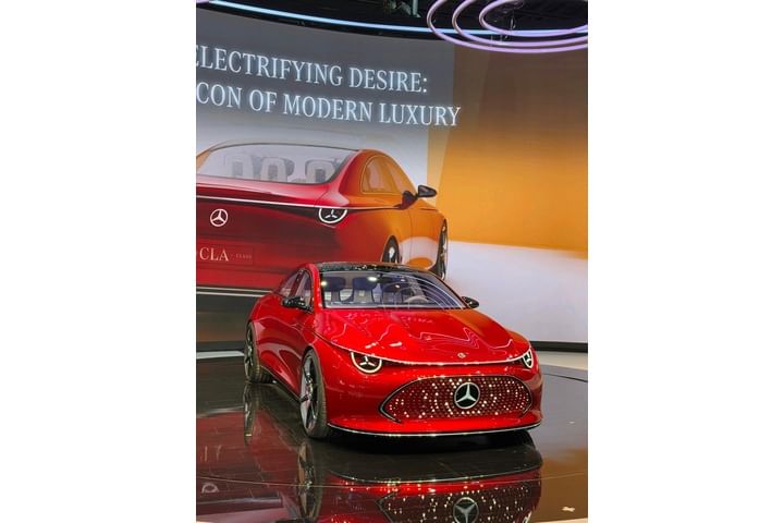 Mercedes-Benz CLA Electric Front Windshield/Windscreen
