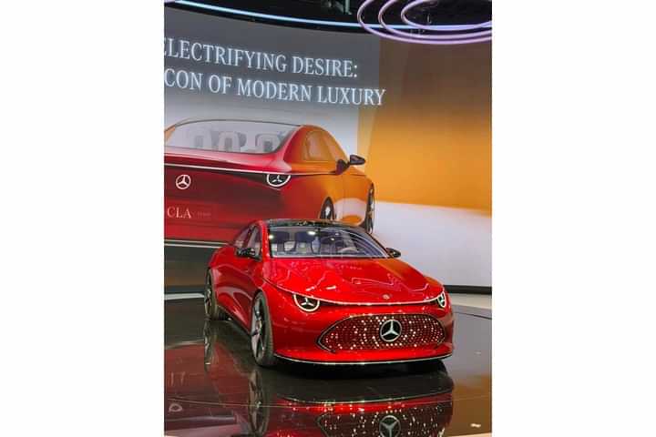 Mercedes-Benz CLA Electric Front Windshield/Windscreen Mercedes-Benz CLA Electric Front Windshield/Windscreen