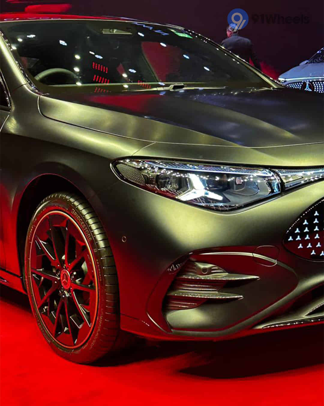 Front Windshield / Windscreen