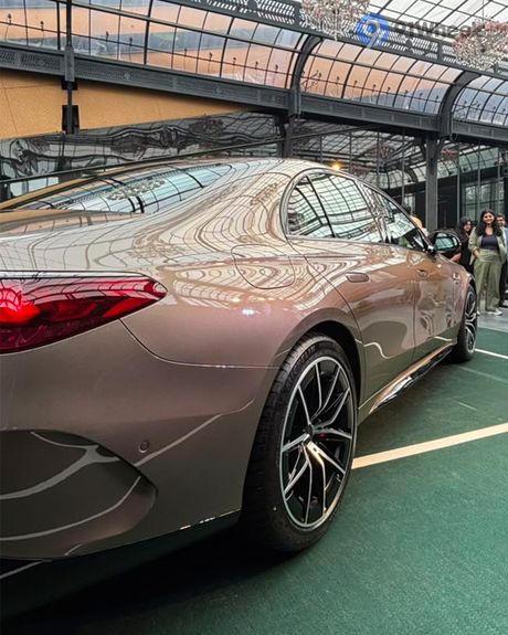 E-Class AMG E 53 4Matic+ Others