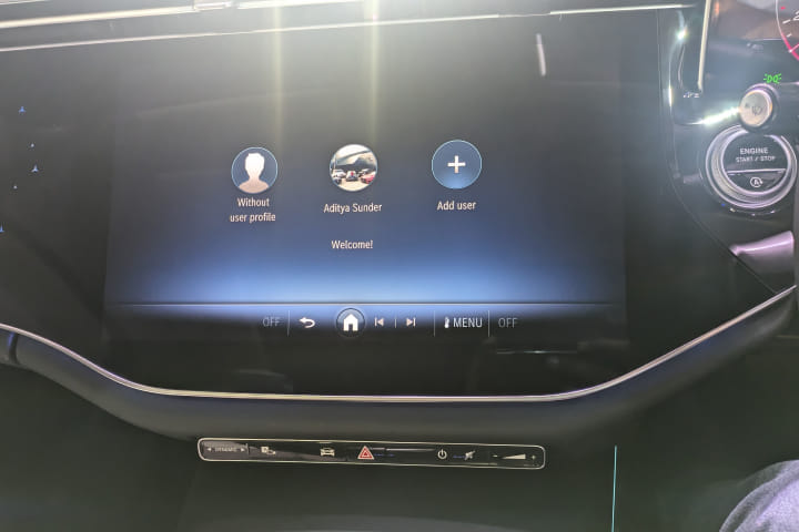 Mercedes-Benz E-Class Infotainment System