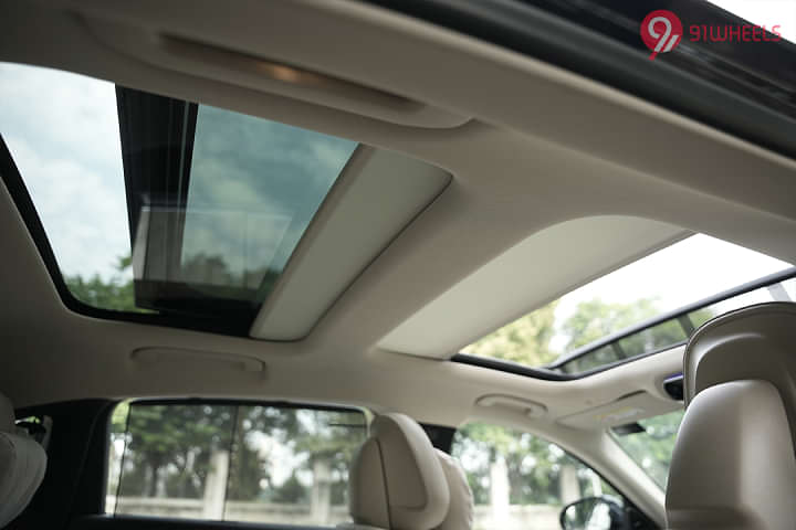 Mercedes-Benz E-Class Cabin Roof