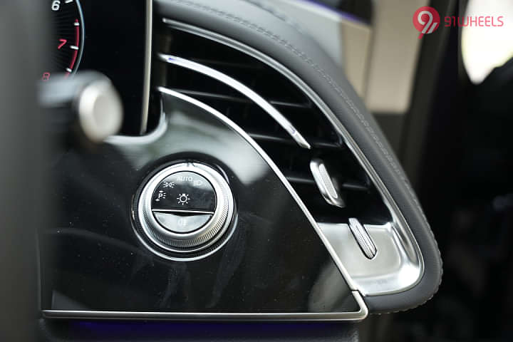 Mercedes-Benz E-Class Right Side Air Vents