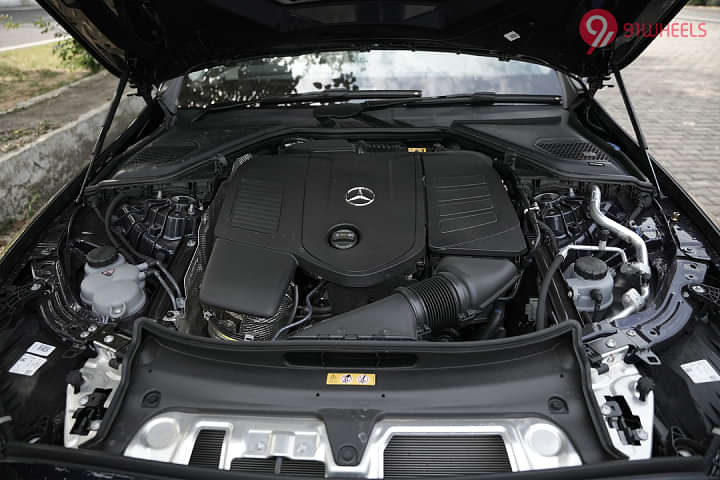 Mercedes-Benz E-Class Engine Shot