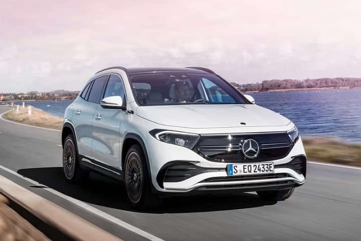 Mercedes-Benz EQA Right Front Three Quarter