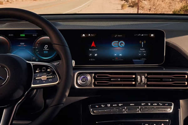 Mercedes-Benz EQC Steering Controls