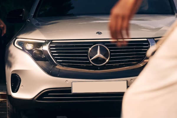 Mercedes-Benz EQC 2021-2024 Grille