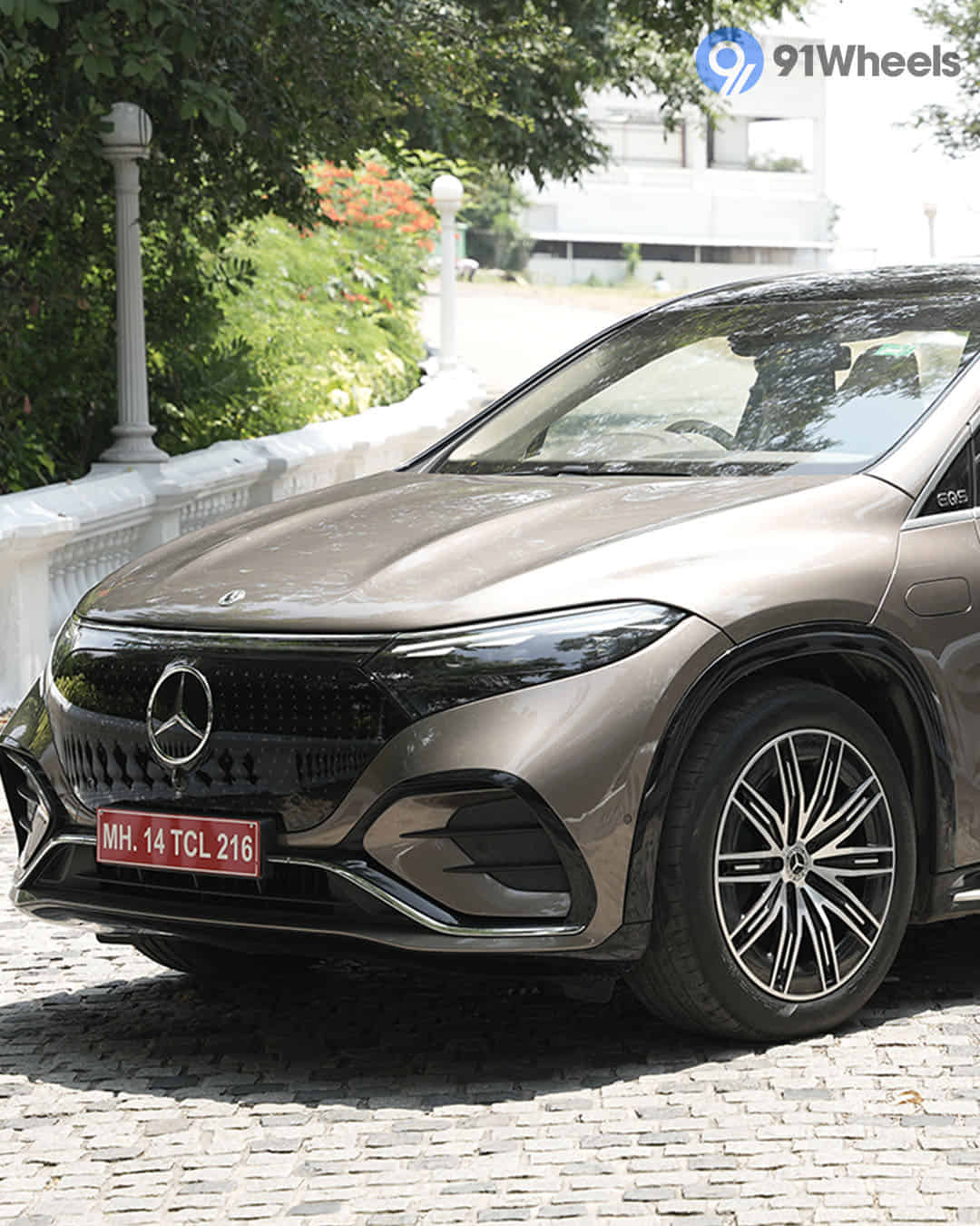 Closed Hood / Bonnet