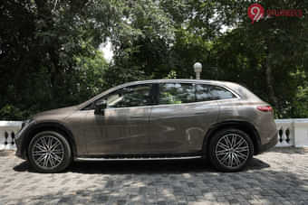 Mercedes-Benz EQS SUV EV Left Side View Mercedes-Benz EQS SUV EV Left Side View