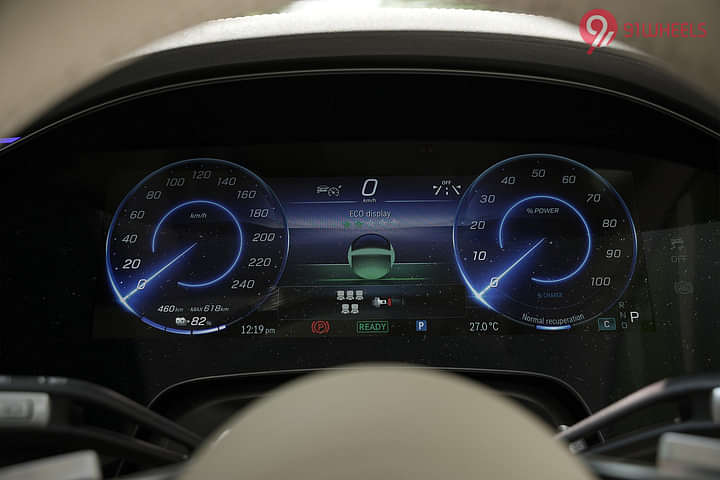 Mercedes-Benz EQS SUV EV Instrument Cluster