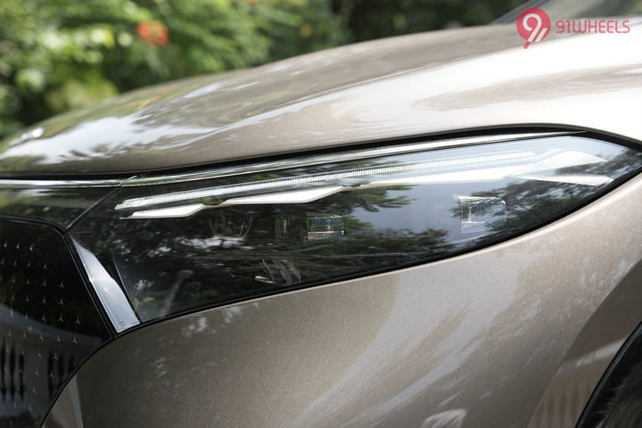 Mercedes-Benz EQS SUV EV Headlight
