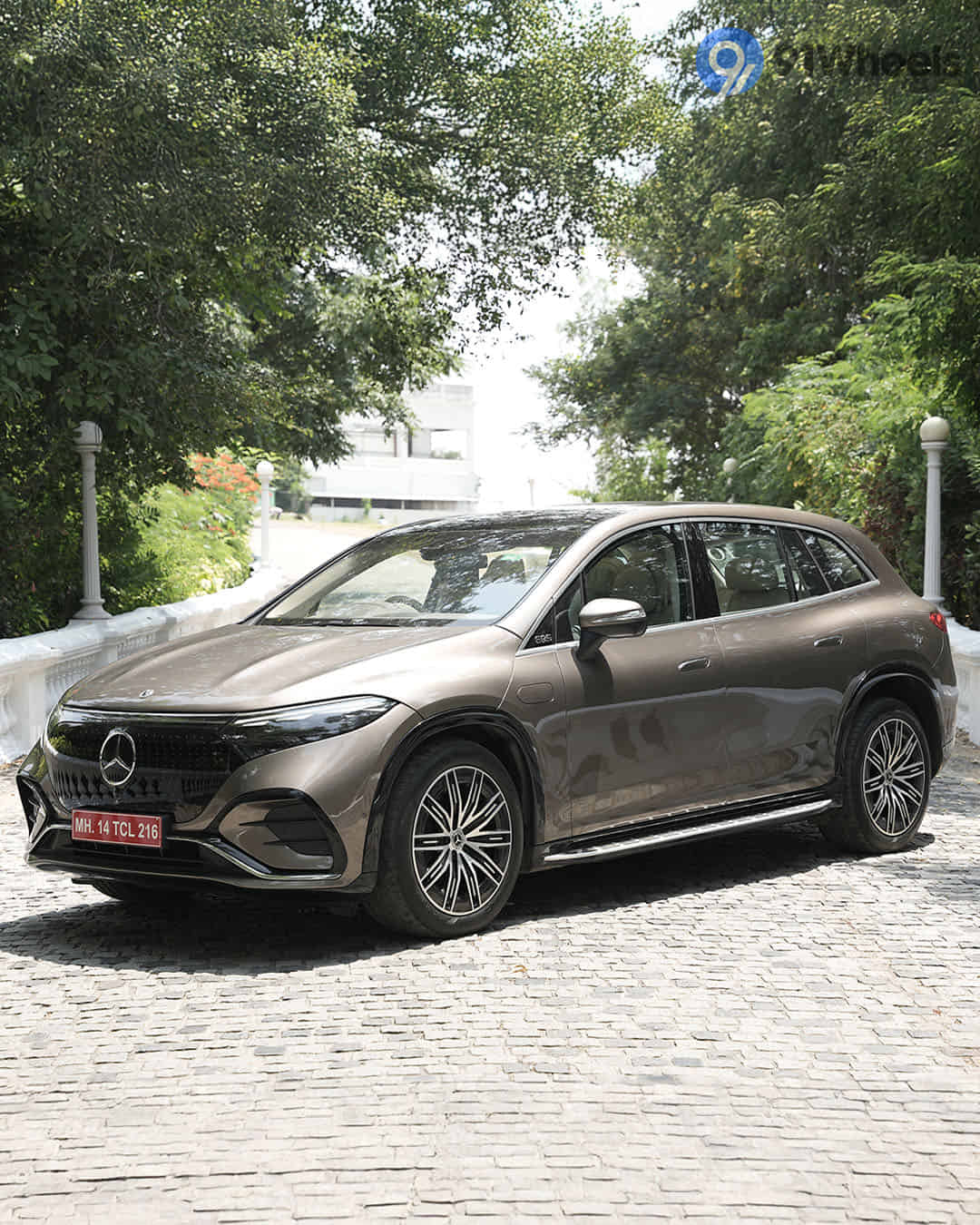 Left Front Three Quarter