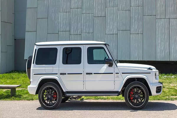 Mercedes-Benz G-Class Right Side View