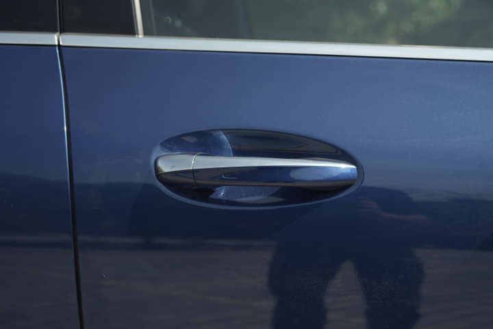 Mercedes-Benz GLA Front Door Handle