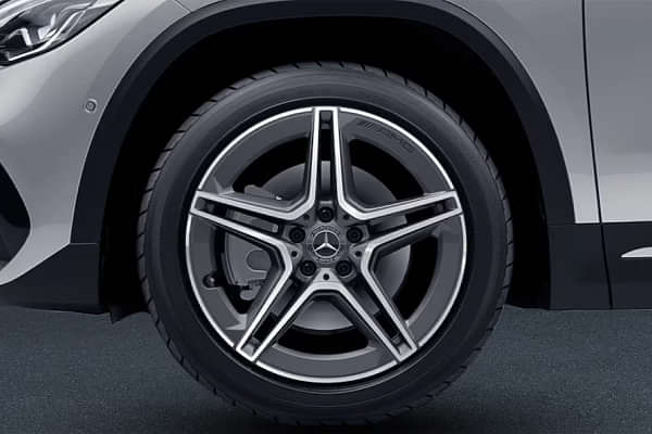 Mercedes-Benz GLA Wheel